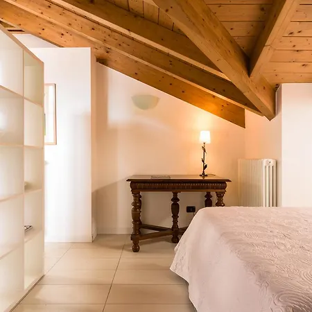 Castelli Apartment Lake Como
